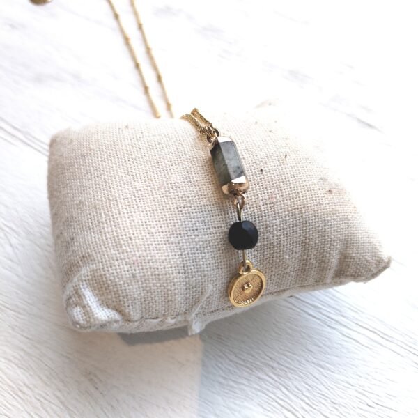 Beave - Collar corto con cadeneta y piedra gris - END GREY