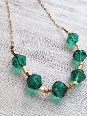 IMG_20250603_163408_edit_223824666308940 Beave - Collar dorado con piedras verdes - BORNITE