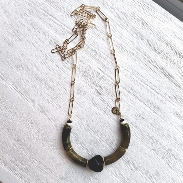 Beave - Collar largo tubular con piedra - THALIA