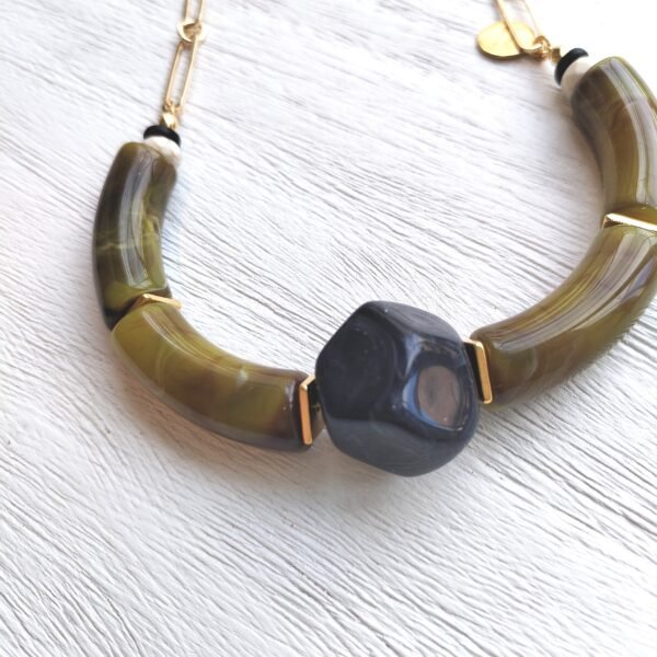 Beave - Collar largo tubular con piedra - THALIA